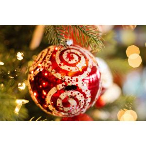 Kerstballen en pieken