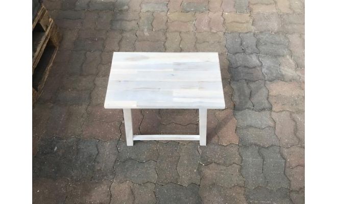 sidetable acacia white wash 48x29x45